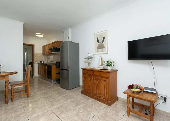 Floritas 33 - One Bed Apartment Playa de las Americas (Tenerife)