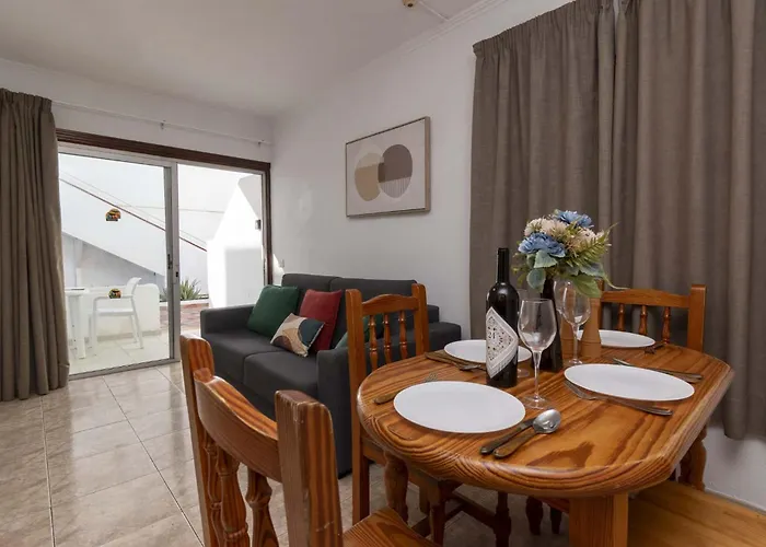 Floritas 33 - One Bed Apartment Playa de las Americas (Tenerife)